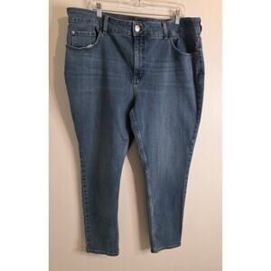 Lee Jeans Blue Women's Size 24 Tapered Leg Medium Wash 42" waist 28" inseam